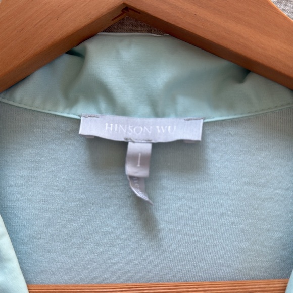 Hinson Wu - Donna 3/4 Sleeve Wing Collar "T" Shirt - Picture 3 of 6